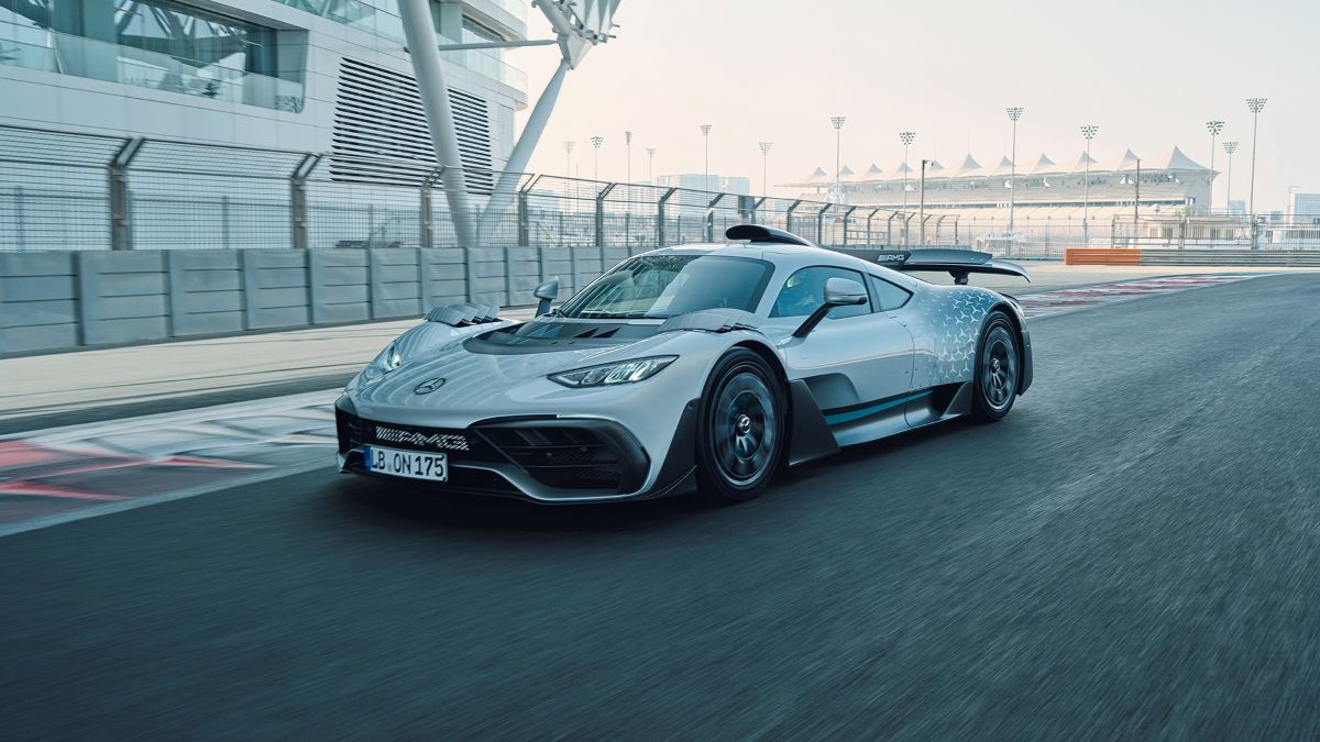 Mercedes-AMG One superautomobilis
