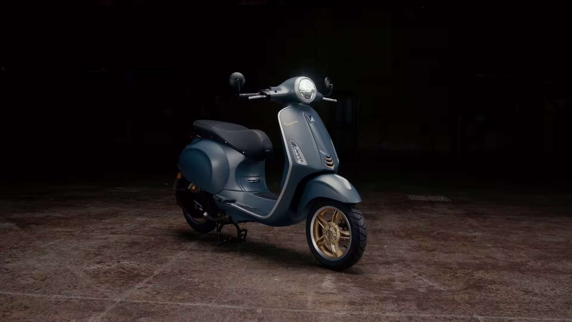 Vespa Officina 8 2