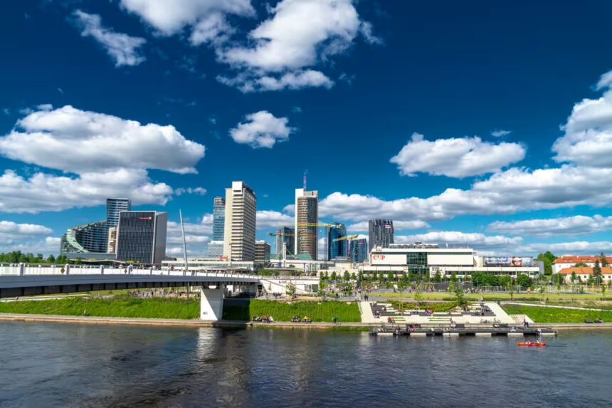Vilniaus miestas / Veja / Shutterstock.com