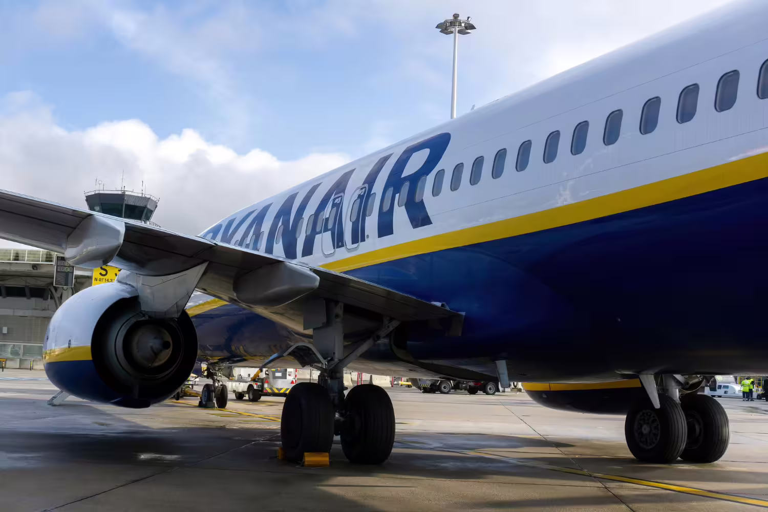 "Ryanair" prisitaiko prie keleivių poreikių
