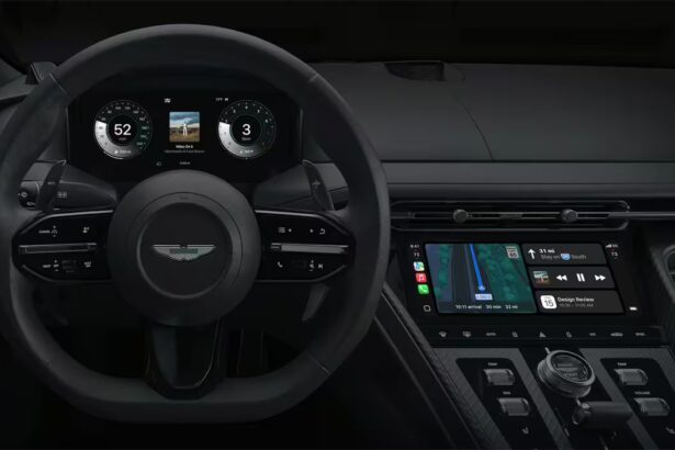 Apple CarPlay Ultra / Aston Martin