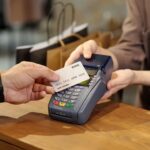 Banko kortelė ir NFC