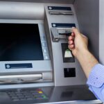 Bankomatas ir pinigų išdavimas
