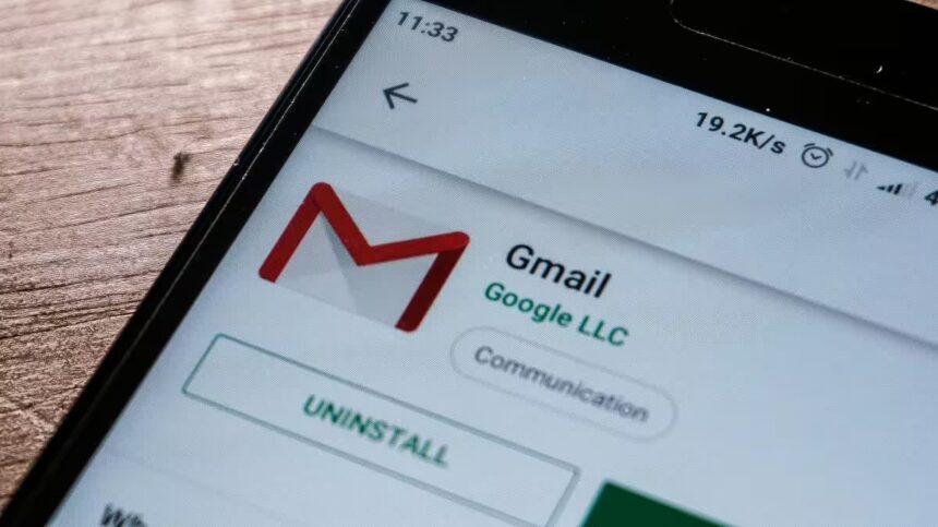 Gmail pašto dėžutė / Temitiman / Shutterstock.com