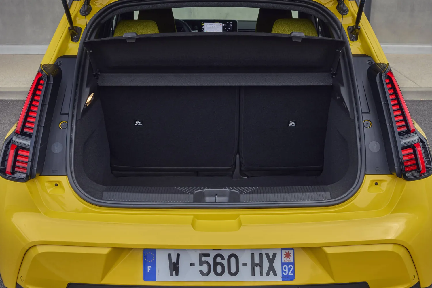 Renault 5 E Tech electric iconic cinq version Pop Yellow! (3)