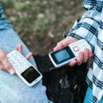 Telefonai su mygtukai grįžta į madą