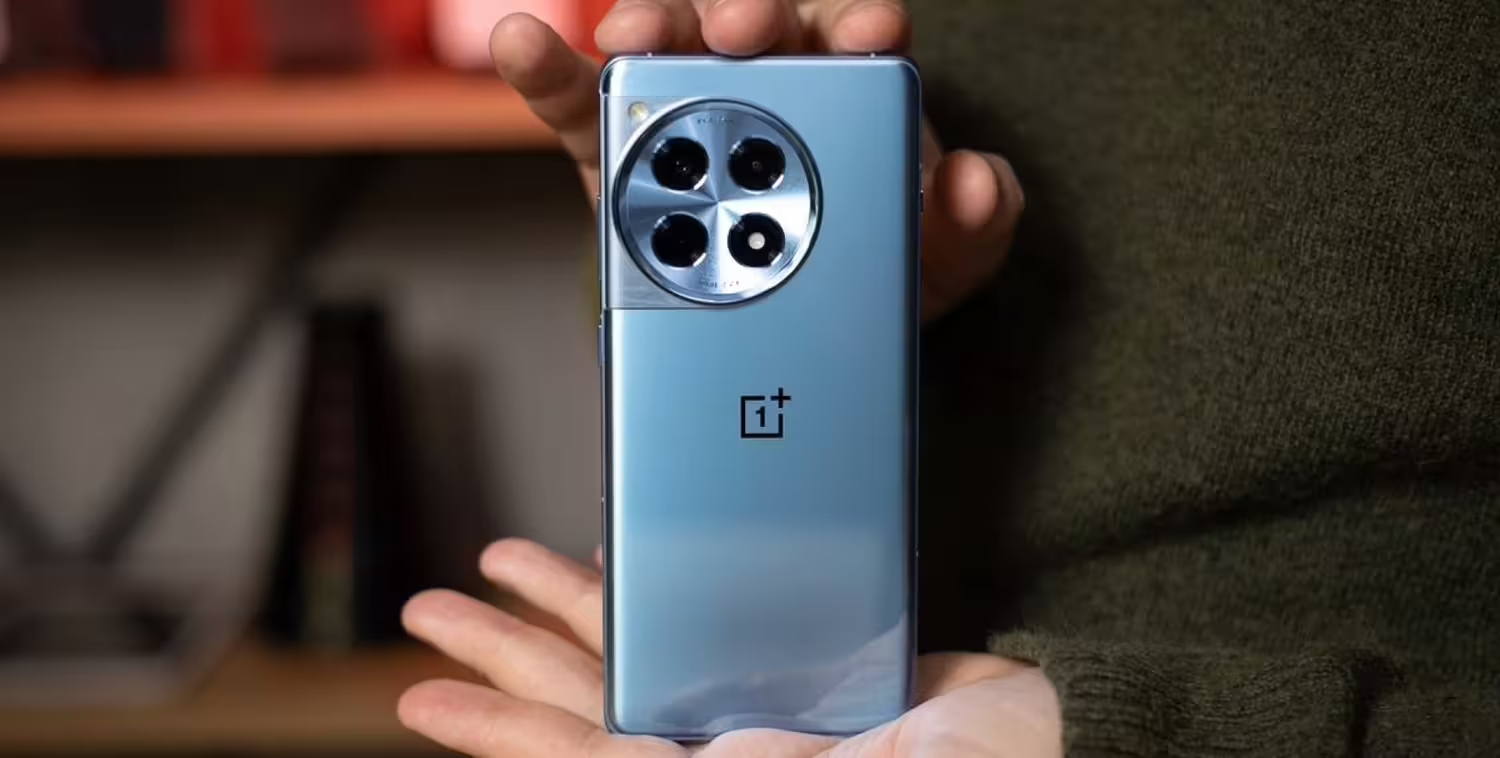 „OnePlus 13“ išmanusis telefonas / phonearena.com