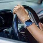 Automobilis su vairo stiprintuvu
