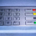 Atšaukimo mygtukas bankomate