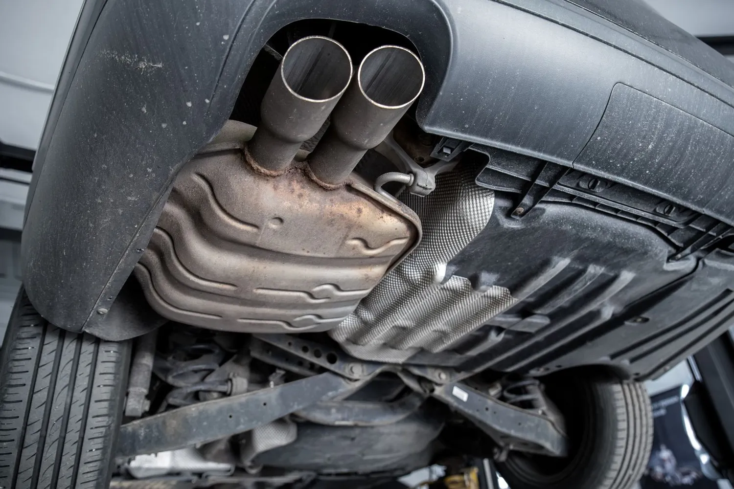 Automobilio dujų išmetimo vamzdis