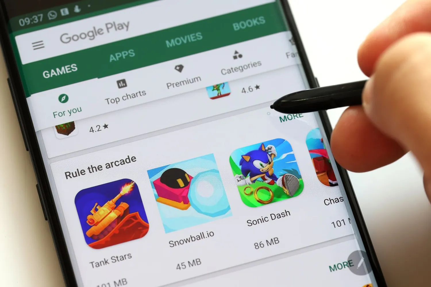 Google Play Store keisis / TY Lim / Shutterstock.com