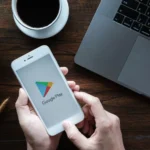 Google Play atnaujinimas / Jirapong Manustrong / Shutterstock.com