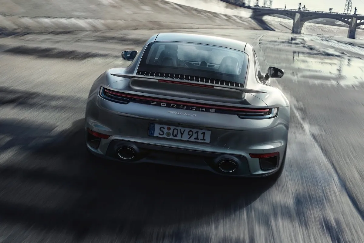 Naujas 911 Turbo S