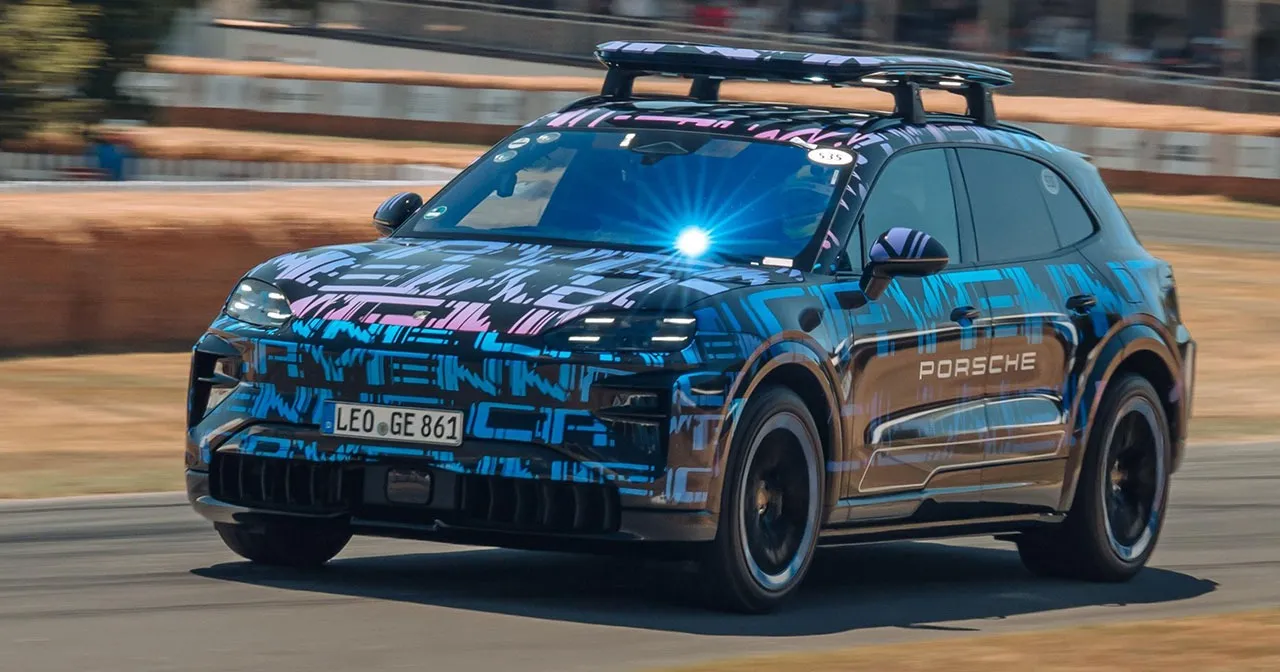 Porsche Cayenne EV