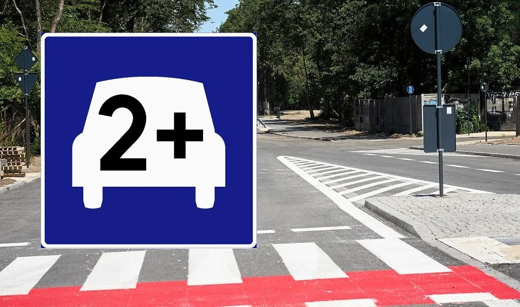Ženklas 2+