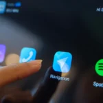 Android Auto 14.9 / TY Lim / Shutterstock.com