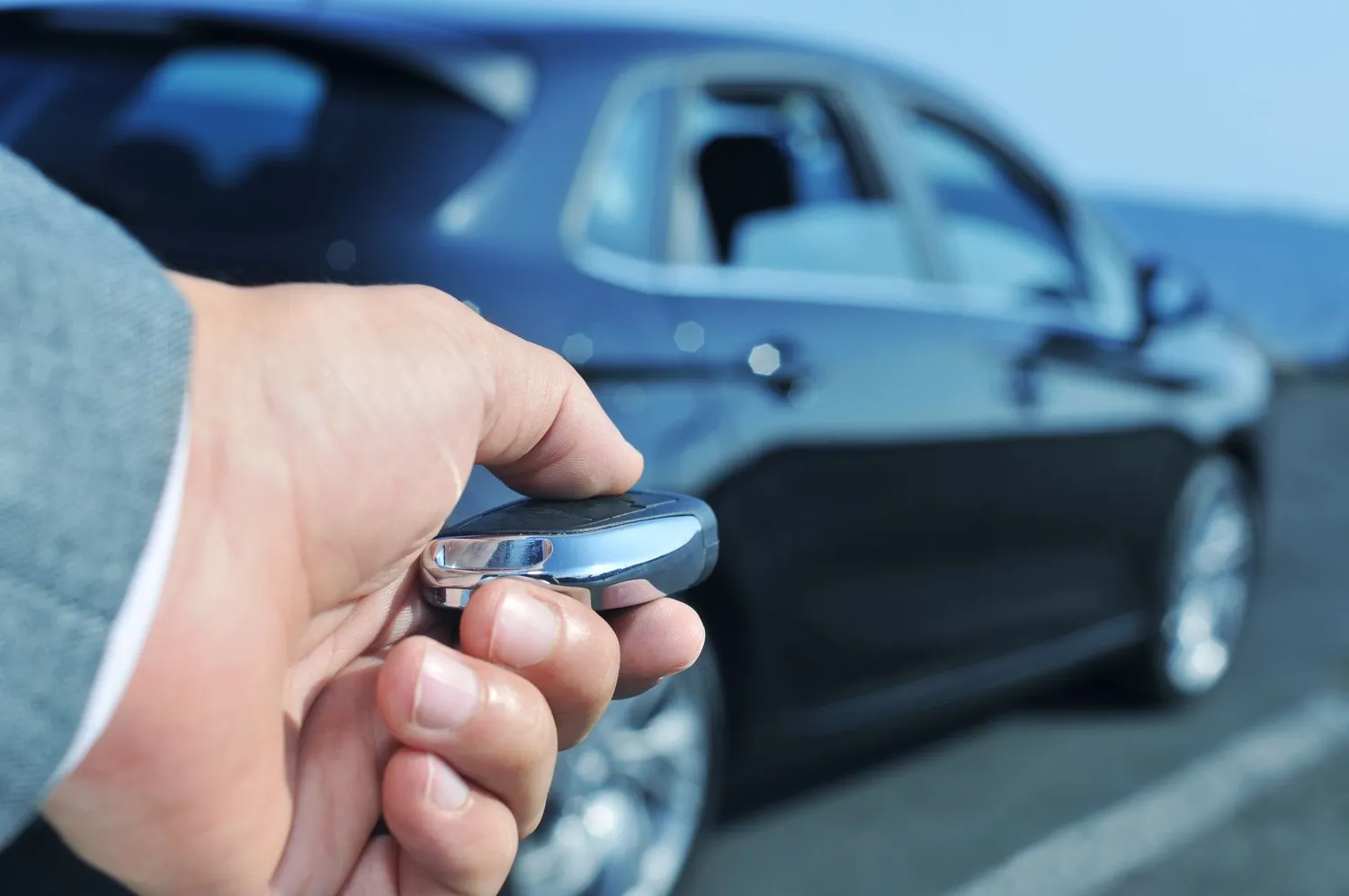 Atidaryti automobilio langus pulteliu