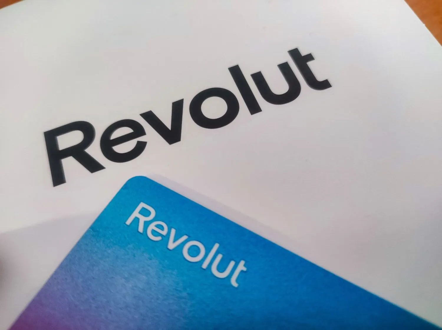 Revolut investicijos / daily_creativity / Shutterstock.com