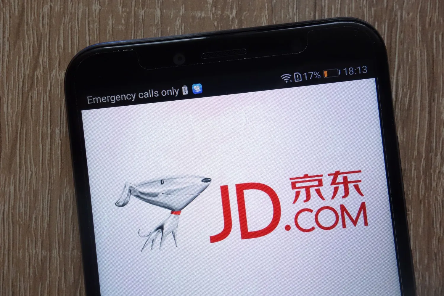 JD.com / Piotr Swat / Shutterstock.com