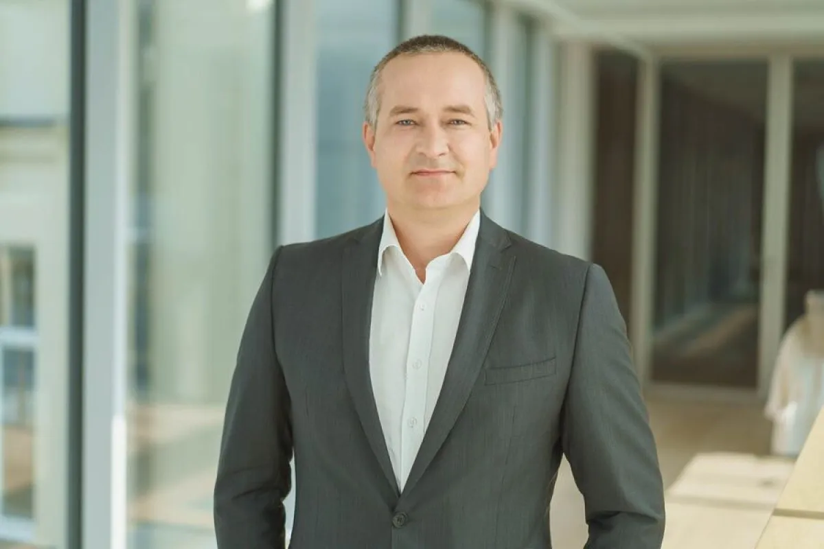 Maži Automobiliai Keliuose Siejami / Nuotrauka: sc.bns.lt