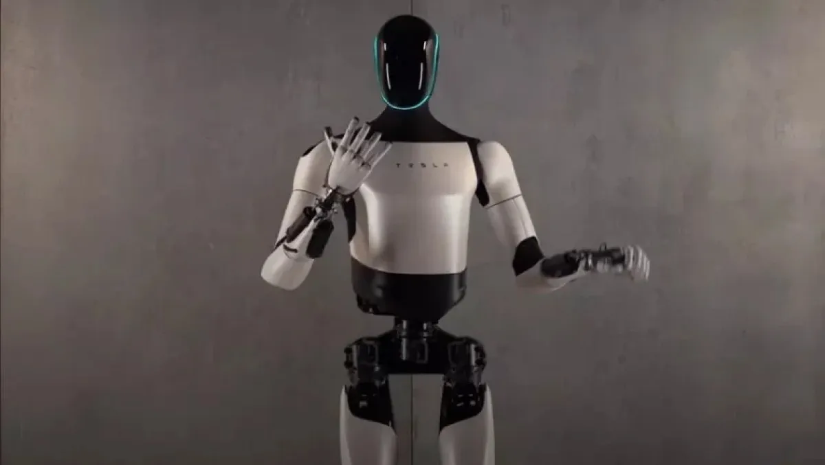 Tesla Pristatė Naujos Kartos / Nuotrauka: kurazh.org