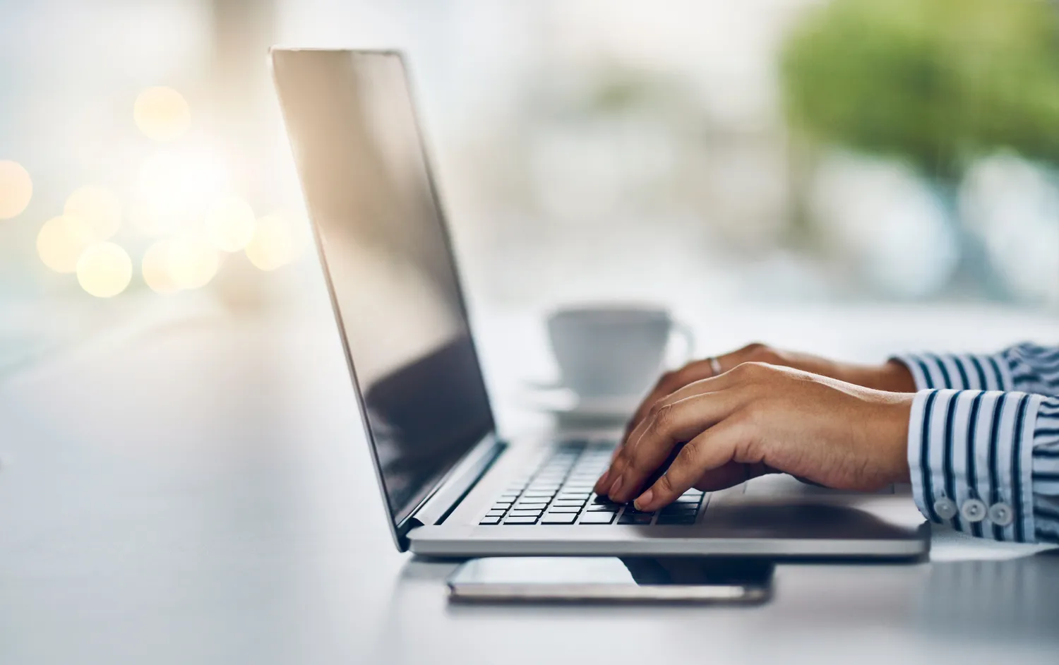 Shutterstock 2591975895