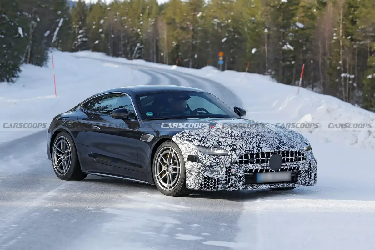 2027 Mercedes AMG GT 305 4