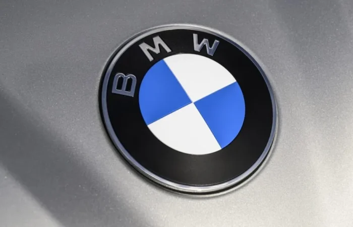 P90626660 highRes the new bmw ix3 50 x e1779974700871 1184x592 1