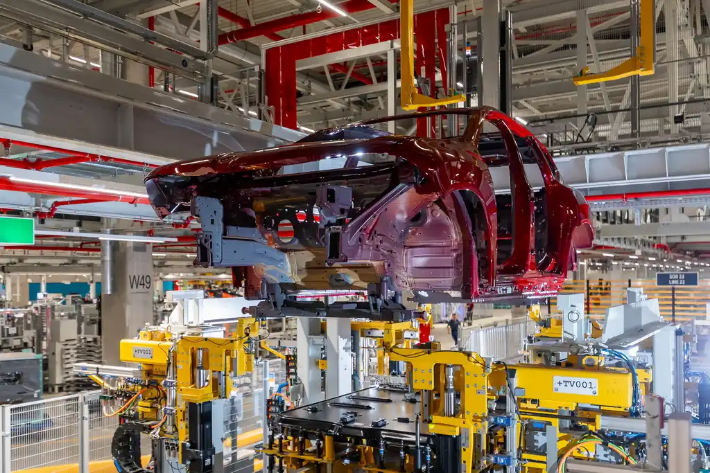 bmw production 3 resize 2252 2