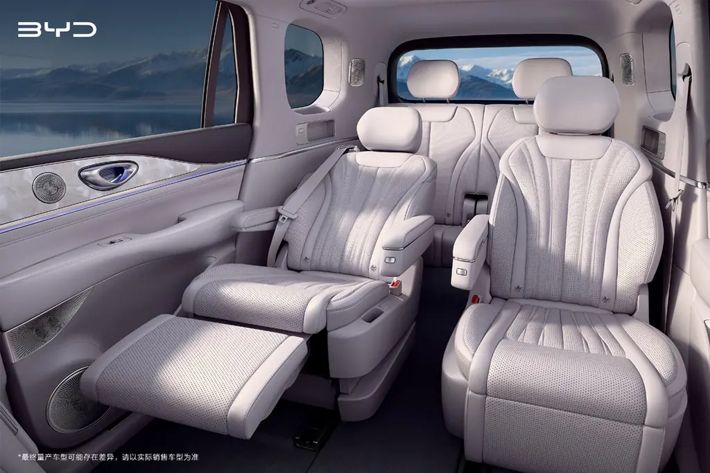 byd sealion 08 interior 2 resize 2286 4