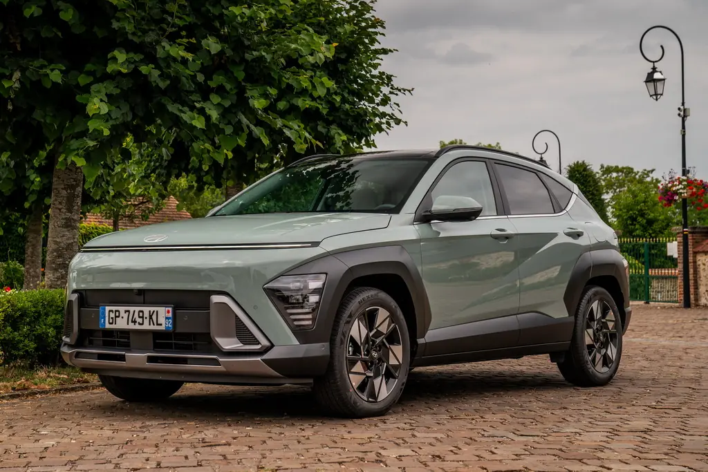 hyundai kona hybrid resize 2227 5