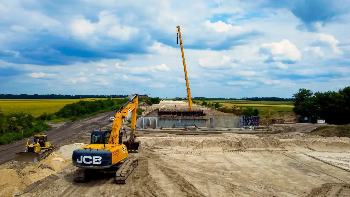 iak vidbuvaietsia rekonstruktsiia avtodorohy n 31 dnipro tsarychanka kobeliaky reshetylivka 6 2238 6