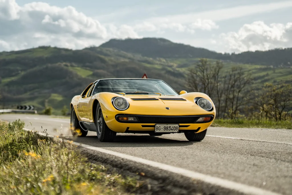 lamborghini miura sv jubily 3 resize