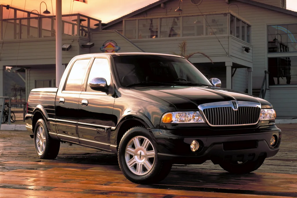 lincoln blackwood resize