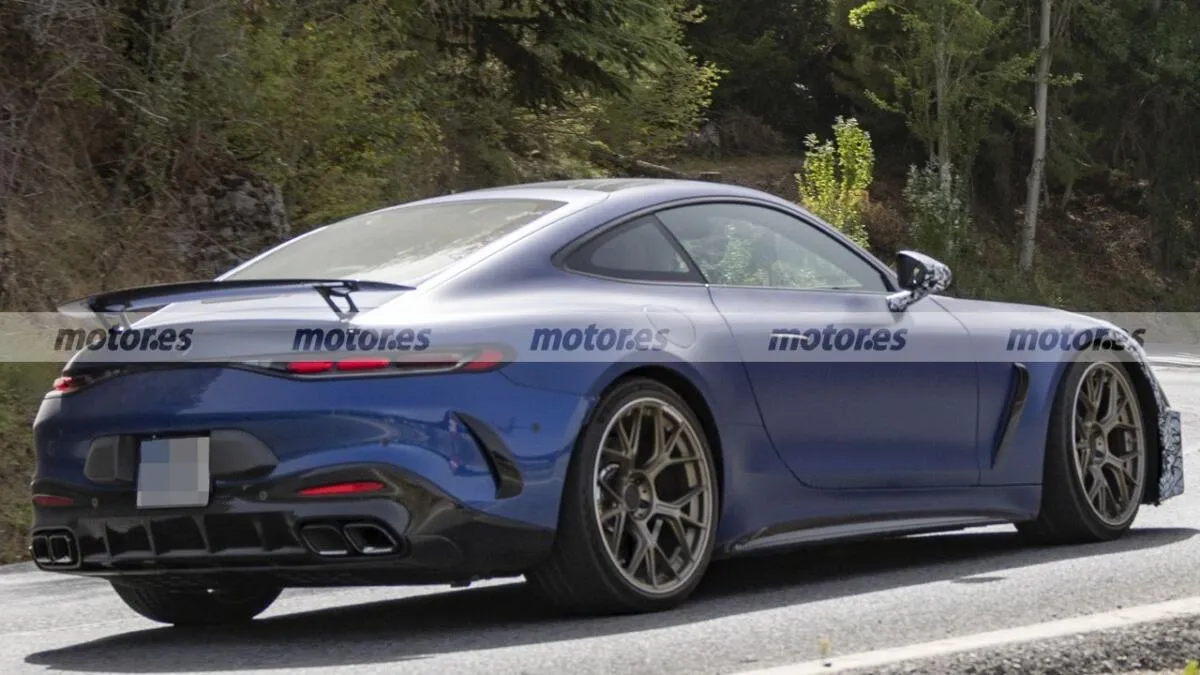 mercedes amg gt pro facelift fotos espia 2026115466 1784976726 26