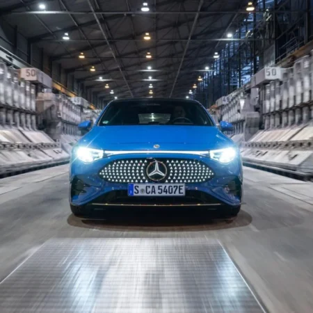 mercedes benz cla eq technology at the hydro aluminium plant ardal 1536x1090 1