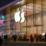 Apple Kinijoje / Savvapanf Photo / Shutterstock.com