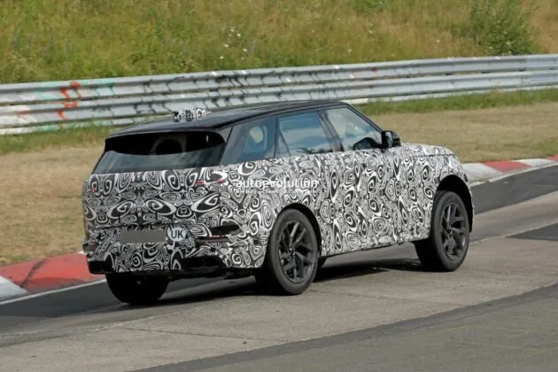 spy photos 2027 range rover sport facelift drops some camo to reveal production ready front end 8 630x420 1