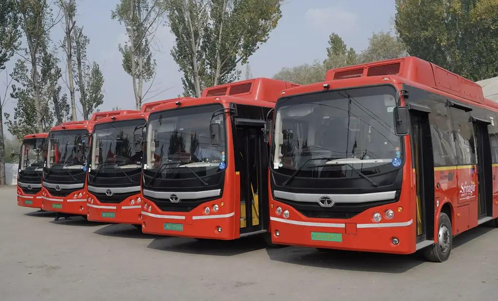 tata motors otrymala zamovlennia na 3400 elektrychnykh vantazhivok ta avtobusiv 1947 1