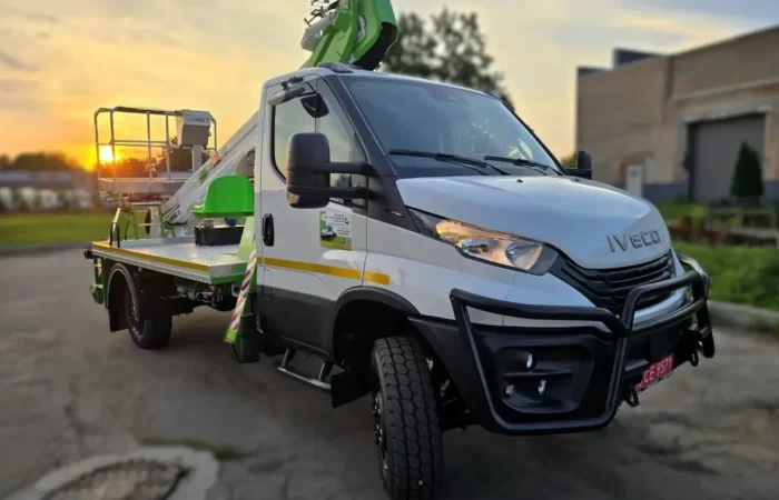 ukrainski enerhetyky otrymaly avtovyshky somet na shasi iveco daily 4x4 1 2271 1