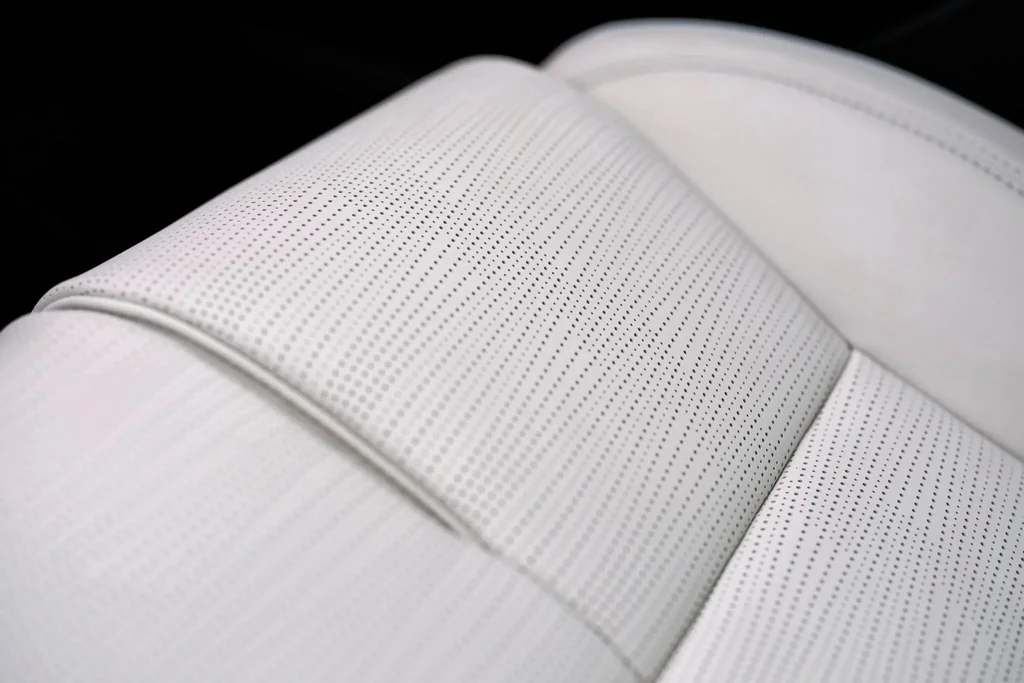 2027 lincoln nautilus 11 2472 8