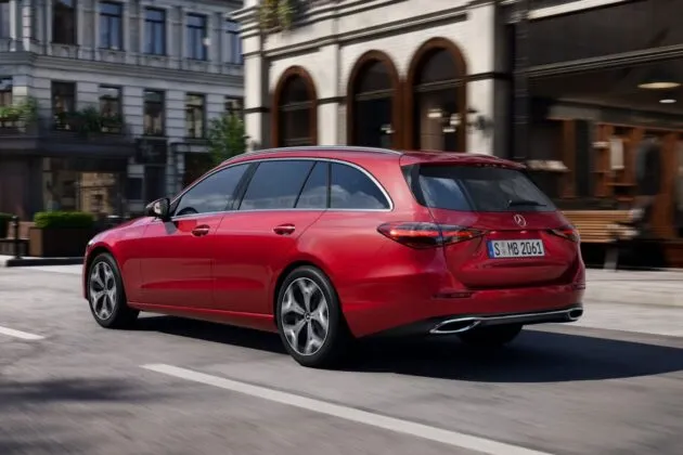 2027 mercedes benz c class wagon s206 2 630x420 1