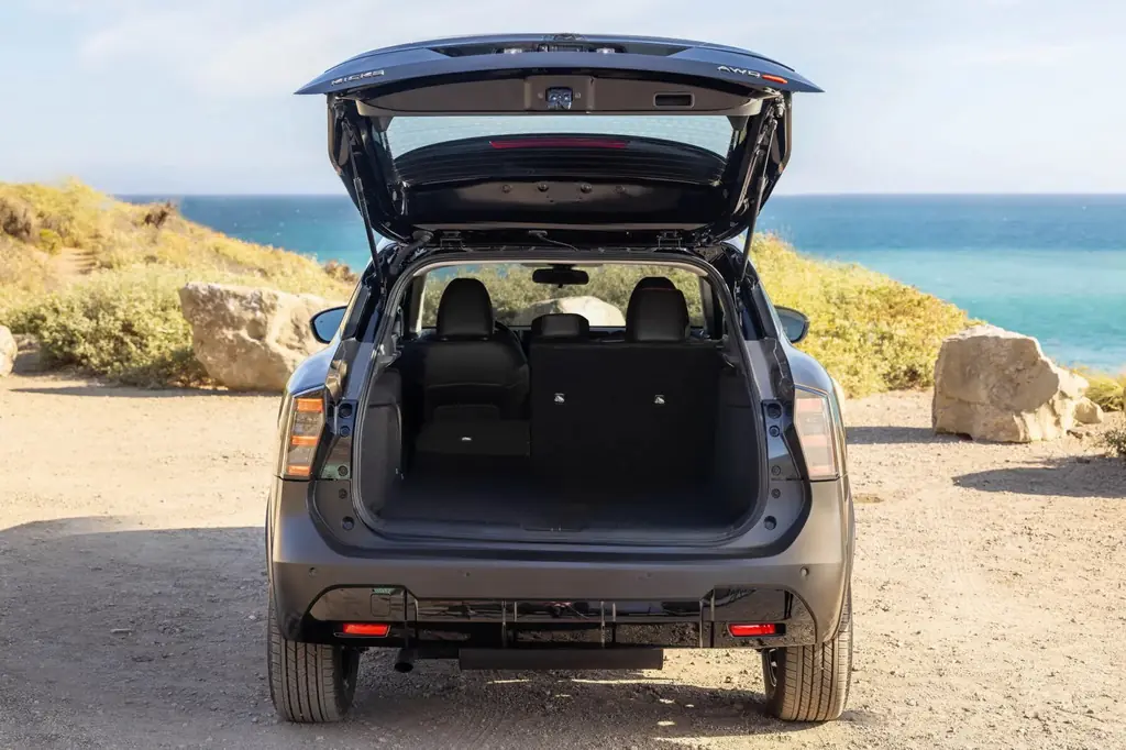 2027 nissan kicks rock creek 813 25 2048x1366 resize 2466 9