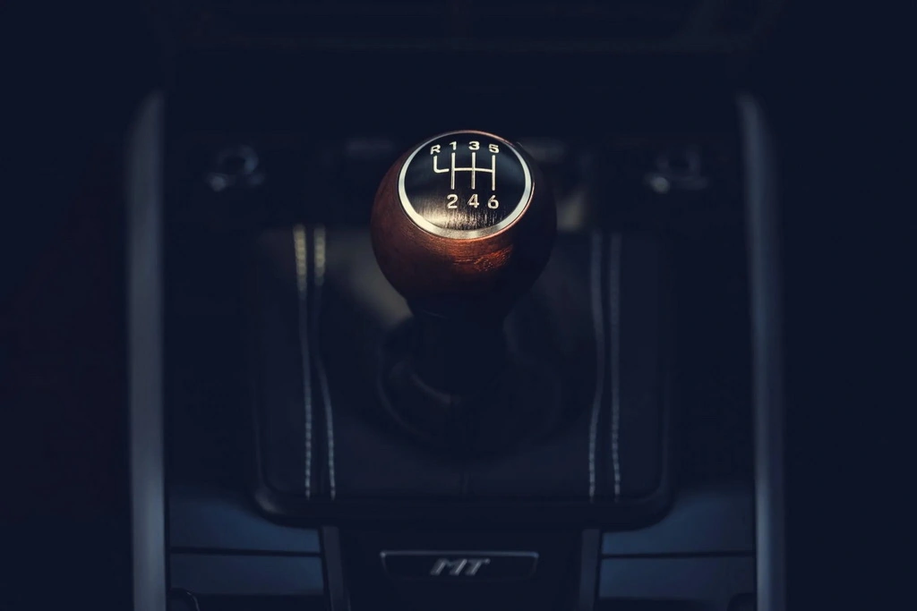 2027 porsche 911 carrera s manual 15 2460 16