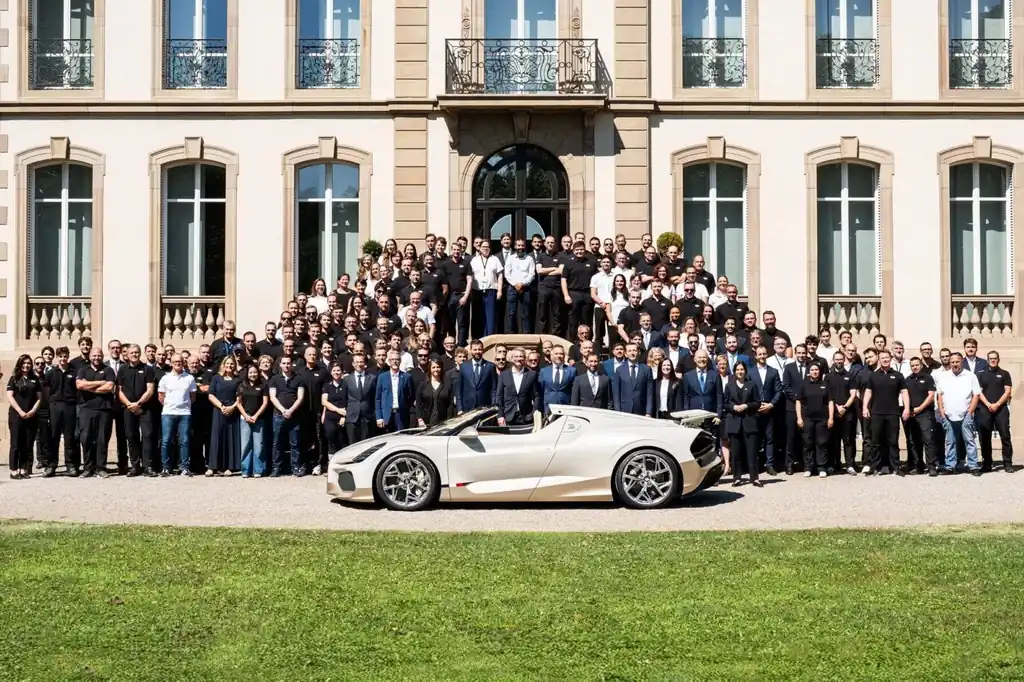 bugatti w16 mistral end of production 1