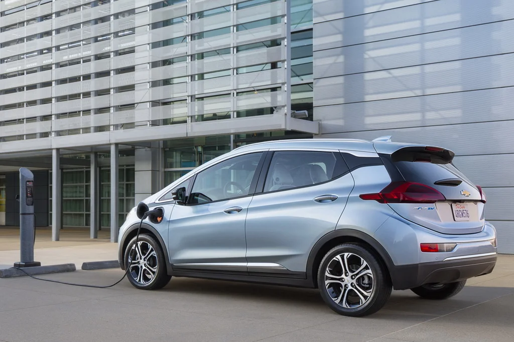 chevrolet bolt ev 4 resize 2325 5
