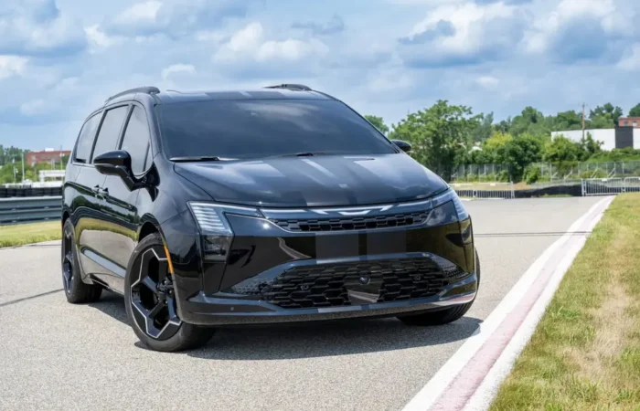chrysler pacifica roadkill concepts 1 resize 2404 3