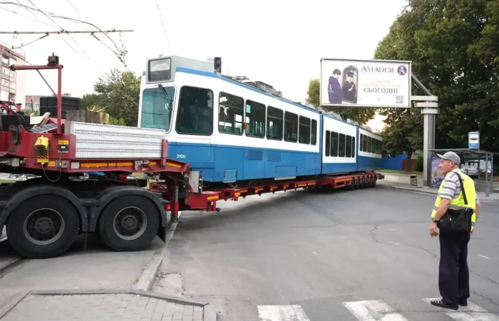 do vinnytsi prybuly pershi shveitsarsky tramvai bilshoi mistkosti 2381 1