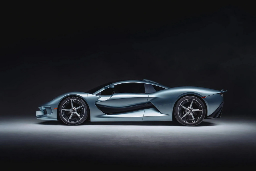 hennessey blackbird 12 2048x1365 resize 2320 7