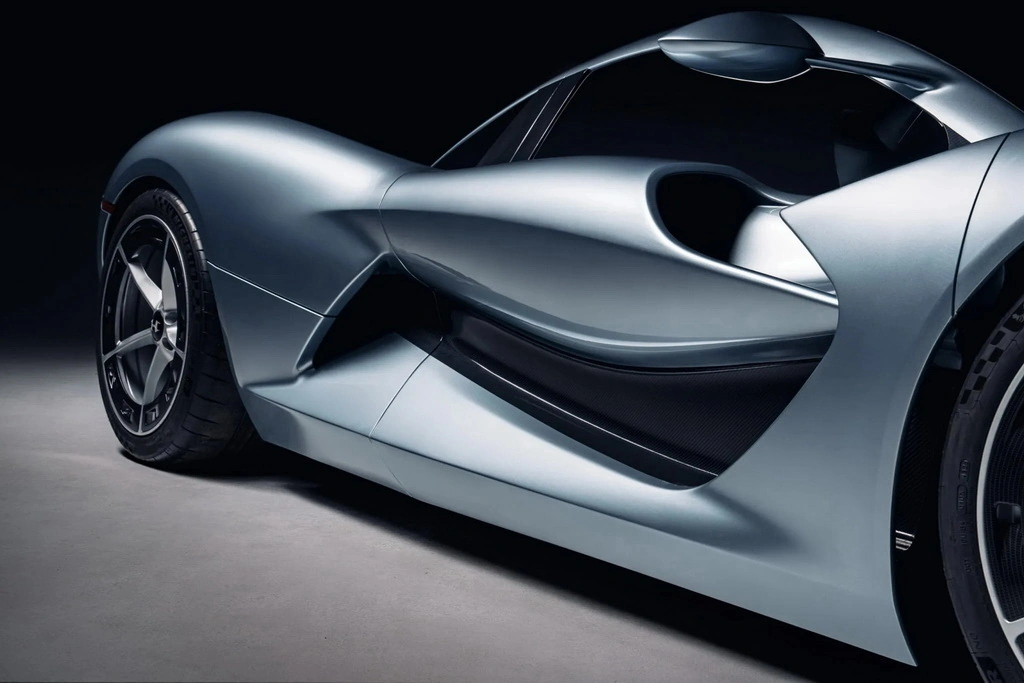 hennessey blackbird details 2 2320 22